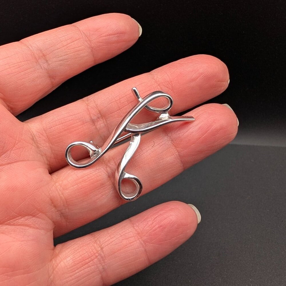 Sarah Coventry Silver Tone Cursive Letter 'K'